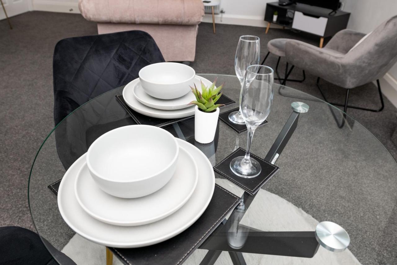 The Croston Balcony Apartment- Morecambe Central Promenade, Beach Front And Sea Views Luaran gambar